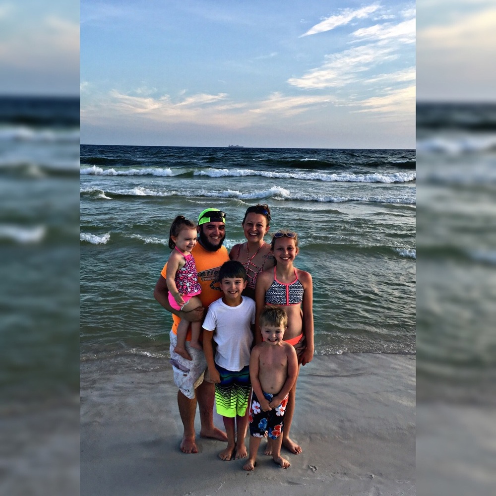 Meet your Posher, Hayli m.